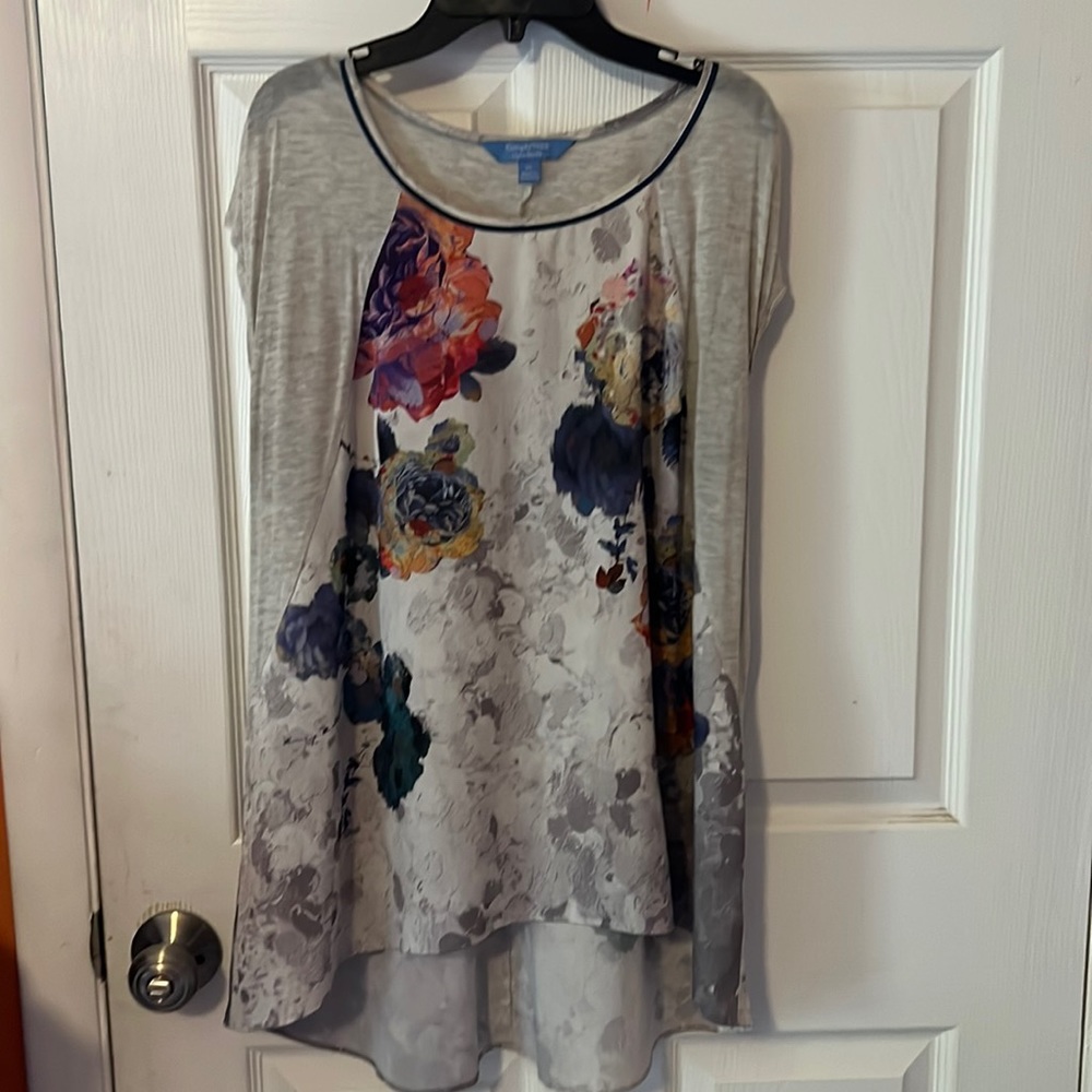 Vera Wang Top XL